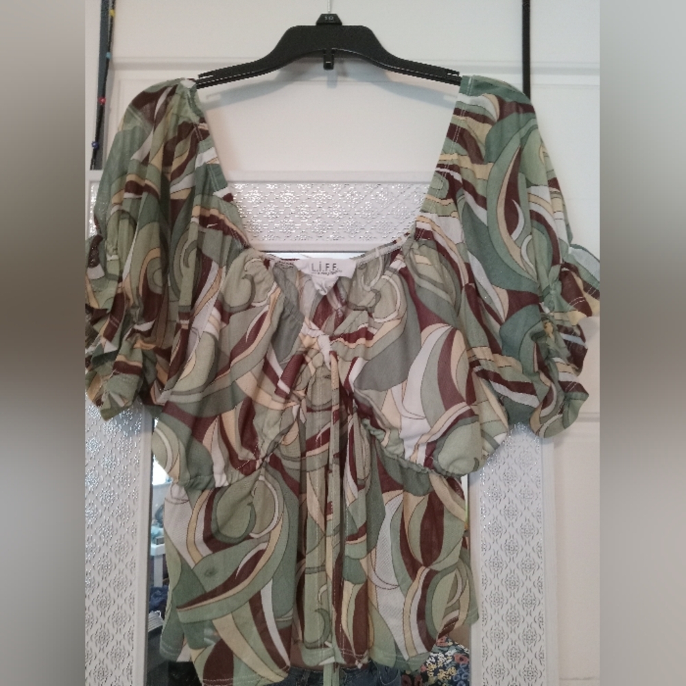 FLOWY TIE FRONT BOHO SHEER BLOUSE